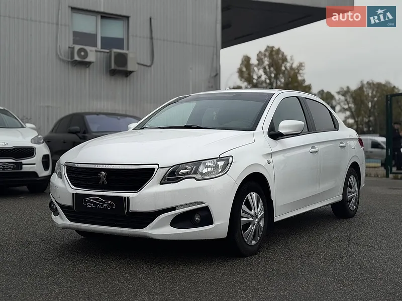 Peugeot 301