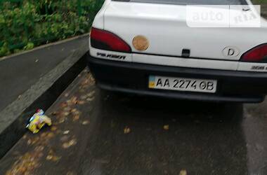 Седан Peugeot 306 1995 в Киеве