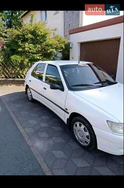 Хетчбек Peugeot 306 1998 в Рівному