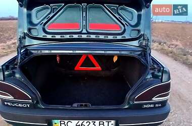 Седан Peugeot 306 1995 в Самборі