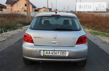 Хэтчбек Peugeot 307 2001 в Киеве