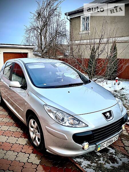 Хетчбек Peugeot 307 2006 в 