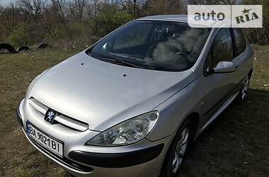 Хетчбек Peugeot 307 2004 в 
