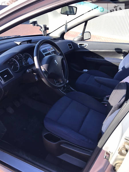 Універсал Peugeot 307 2002 в Сарнах