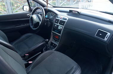 Хетчбек Peugeot 307 2002 в 