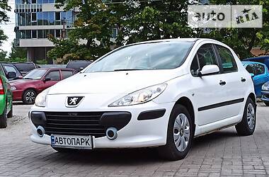 Авто рио пежо 307