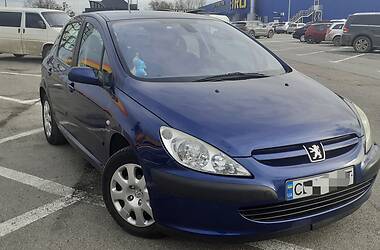 Хэтчбек Peugeot 307 2002 в Черновцах