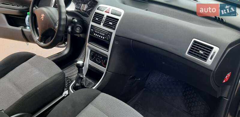 Хетчбек Peugeot 307 2006 в Луцьку