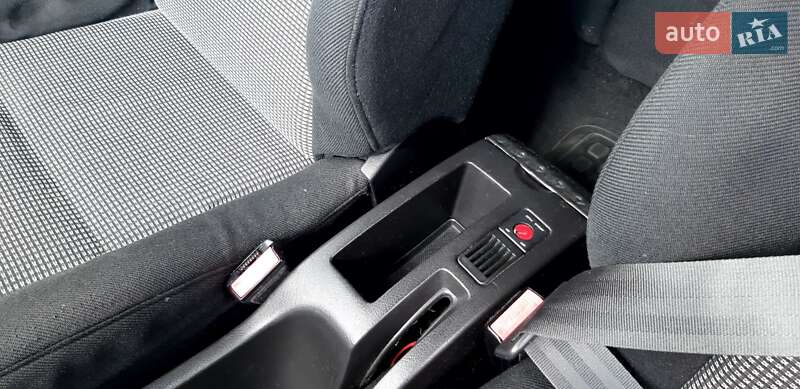 Хетчбек Peugeot 307 2006 в Луцьку