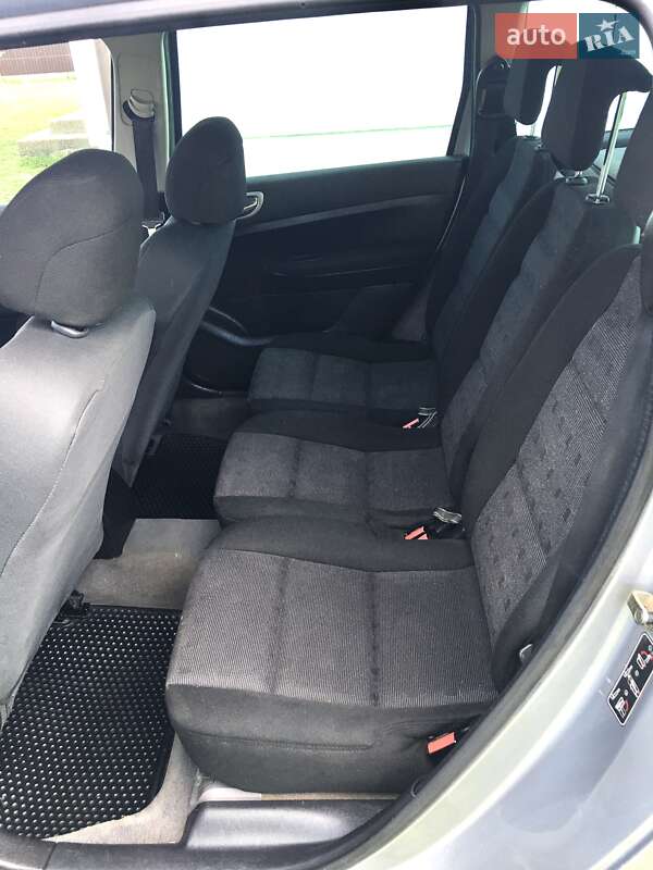 Универсал Peugeot 307 2002 в Луцке фото 6 Универсал Peugeot 307 2002 в Луцке