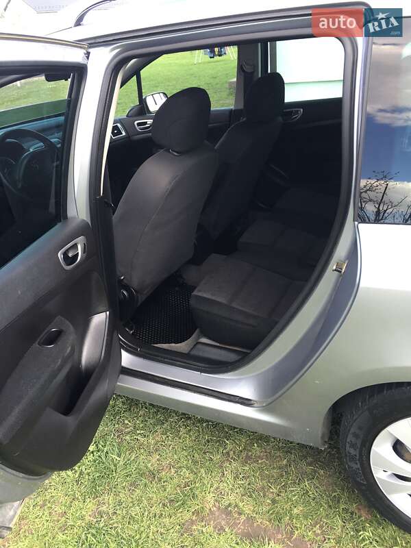 Универсал Peugeot 307 2002 в Луцке фото 7 Универсал Peugeot 307 2002 в Луцке