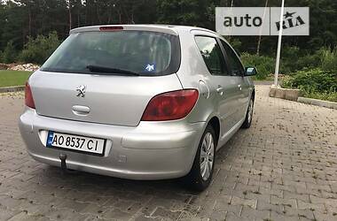 Хэтчбек Peugeot 307 2003 в Иршаве