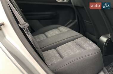 Хетчбек Peugeot 307 2003 в 