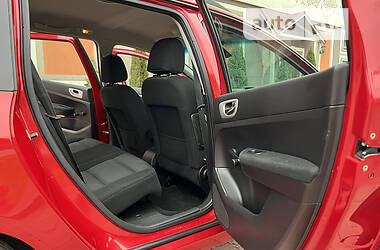 Универсал Peugeot 307 2006 в 