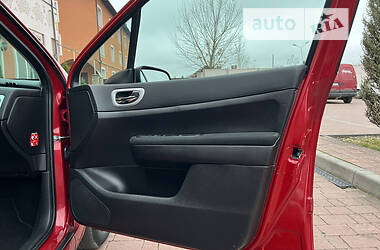 Универсал Peugeot 307 2006 в 