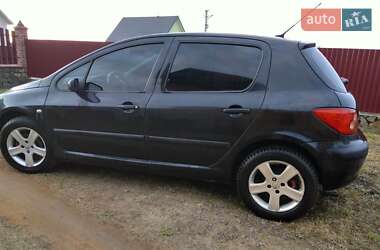 Хэтчбек Peugeot 307 2004 в Сарнах