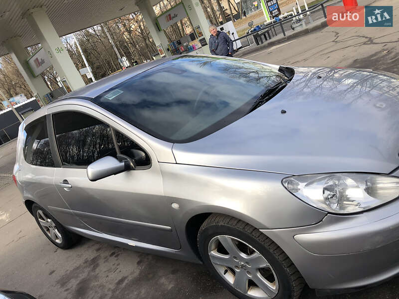 Купе Peugeot 307 2004 в Вінниці