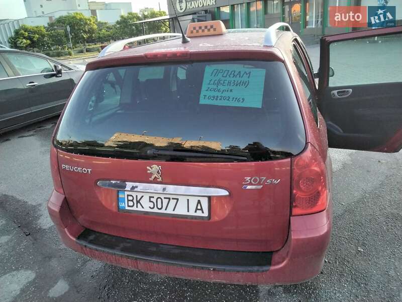 Универсал Peugeot 307 2006 в Вараше