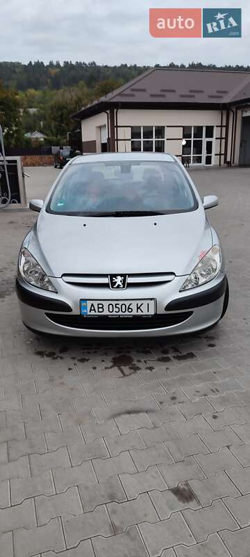 Хэтчбек Peugeot 307 2004 в Могилев-Подольске