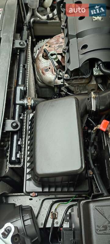 Хэтчбек Peugeot 307 2004 в Могилев-Подольске