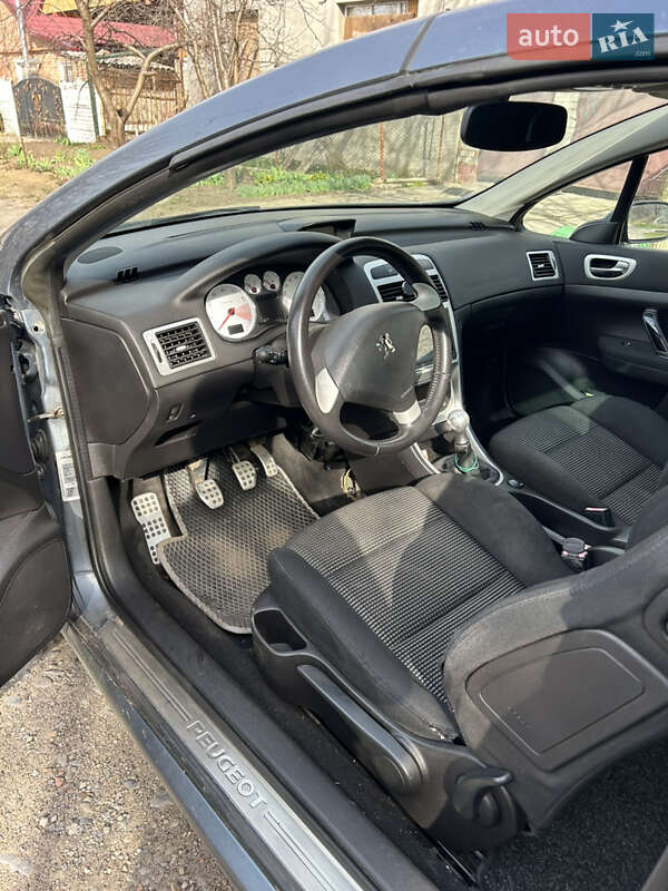 Кабриолет Peugeot 307 2004 в Славянске