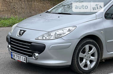 Универсал Peugeot 307 2006 в Звенигородке