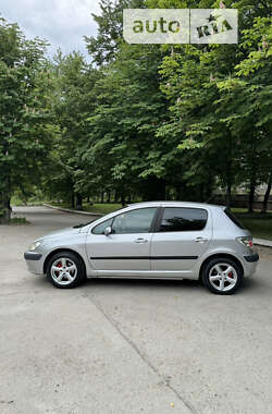 Хэтчбек Peugeot 307 2001 в Кицмани