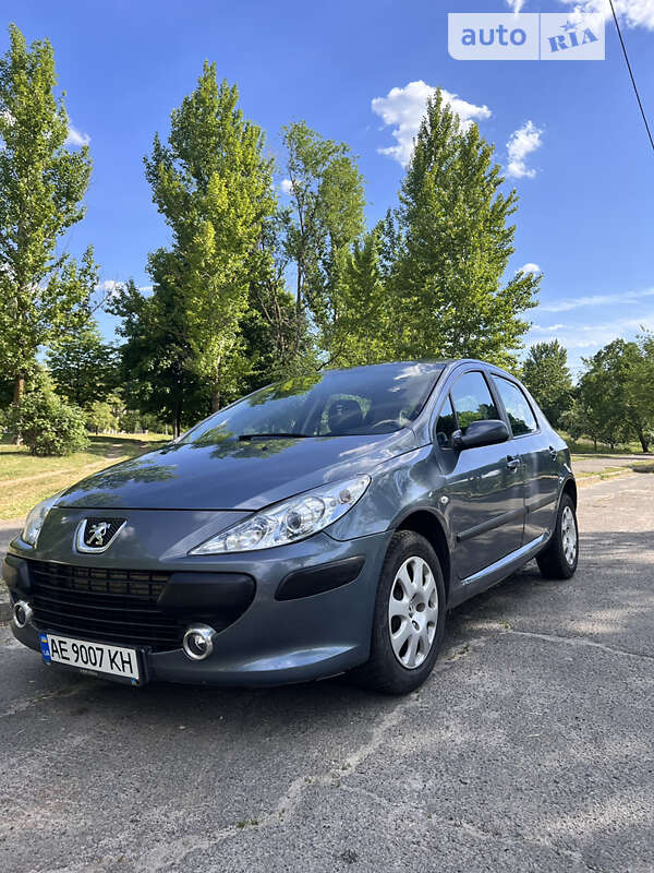 Хэтчбек Peugeot 307 2006 в Кривом Роге