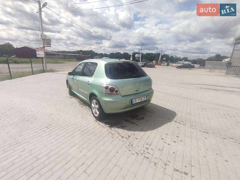 Хетчбек Peugeot 307 2003 в Чернівцях