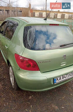 Хэтчбек Peugeot 307 2003 в 