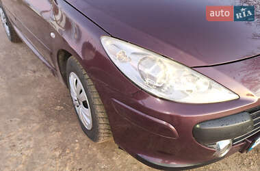 Хэтчбек Peugeot 307 2006 в 