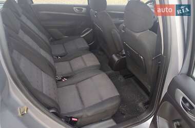 Универсал Peugeot 307 2004 в 