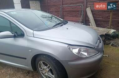 Хетчбек Peugeot 307 2002 в Києві