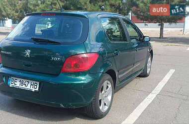 Хетчбек Peugeot 307 2001 в 