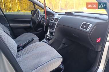Универсал Peugeot 307 2006 в 