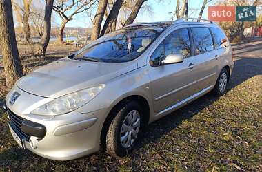 Универсал Peugeot 307 2006 в 