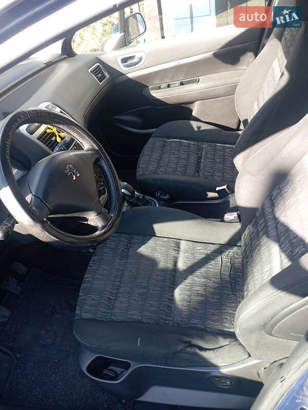 Хэтчбек Peugeot 307 2003 в Тальном фото 5 Хэтчбек Peugeot 307 2003 в Тальном