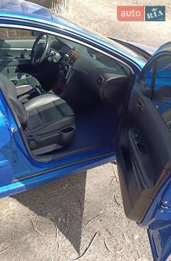 Хэтчбек Peugeot 307 2004 в 