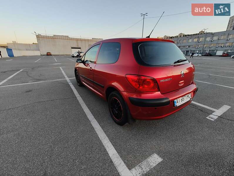 Хэтчбек Peugeot 307 2006 в Киеве