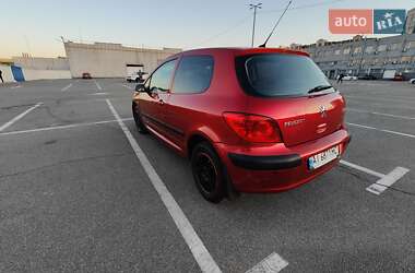 Хэтчбек Peugeot 307 2006 в 