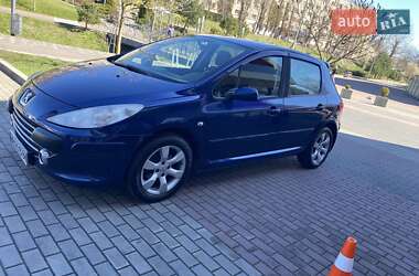 Хетчбек Peugeot 307 2005 в 