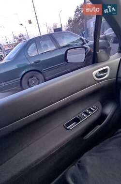 Кабриолет Peugeot 307 2007 в 