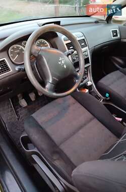 Универсал Peugeot 307 2004 в 