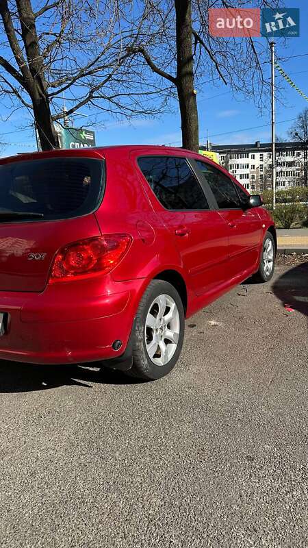 Хэтчбек Peugeot 307 2006 в Буче