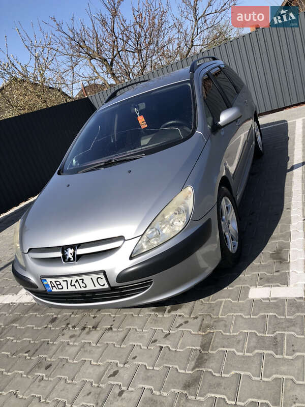 Универсал Peugeot 307 2004 в 