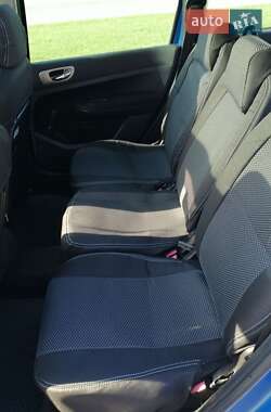 Универсал Peugeot 307 2004 в 