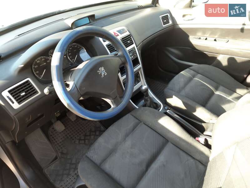 Универсал Peugeot 307 2006 в Баре
