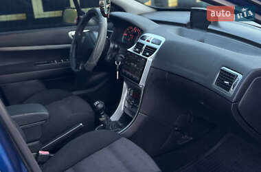 Универсал Peugeot 307 2004 в 