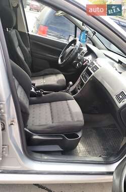 Універсал Peugeot 307 2002 в 
