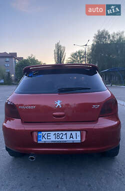 Хэтчбек Peugeot 307 2003 в 